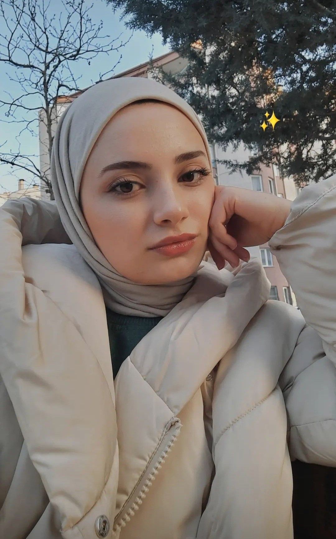 Damla Ç***
